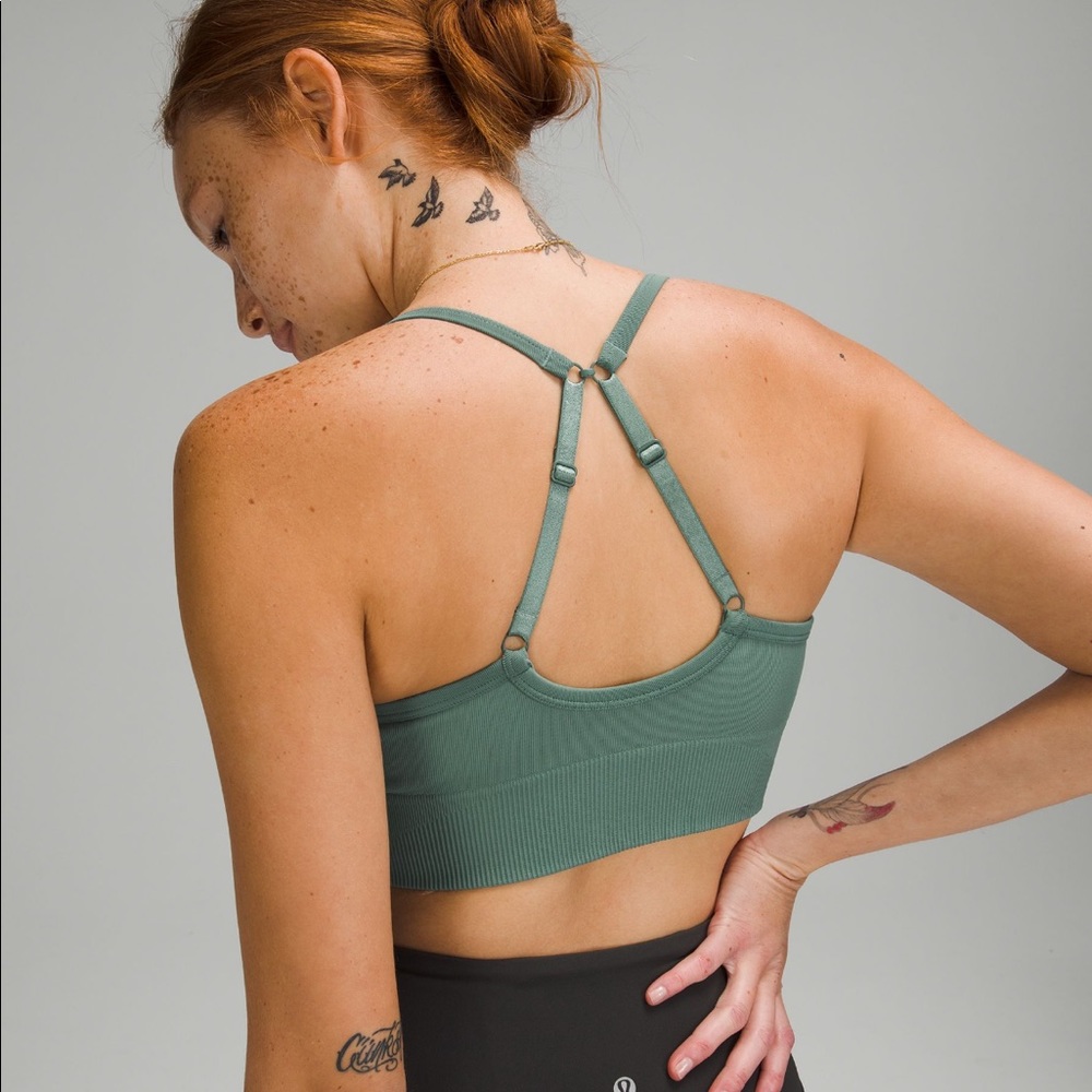 Lululemon Ebb to street bra 6